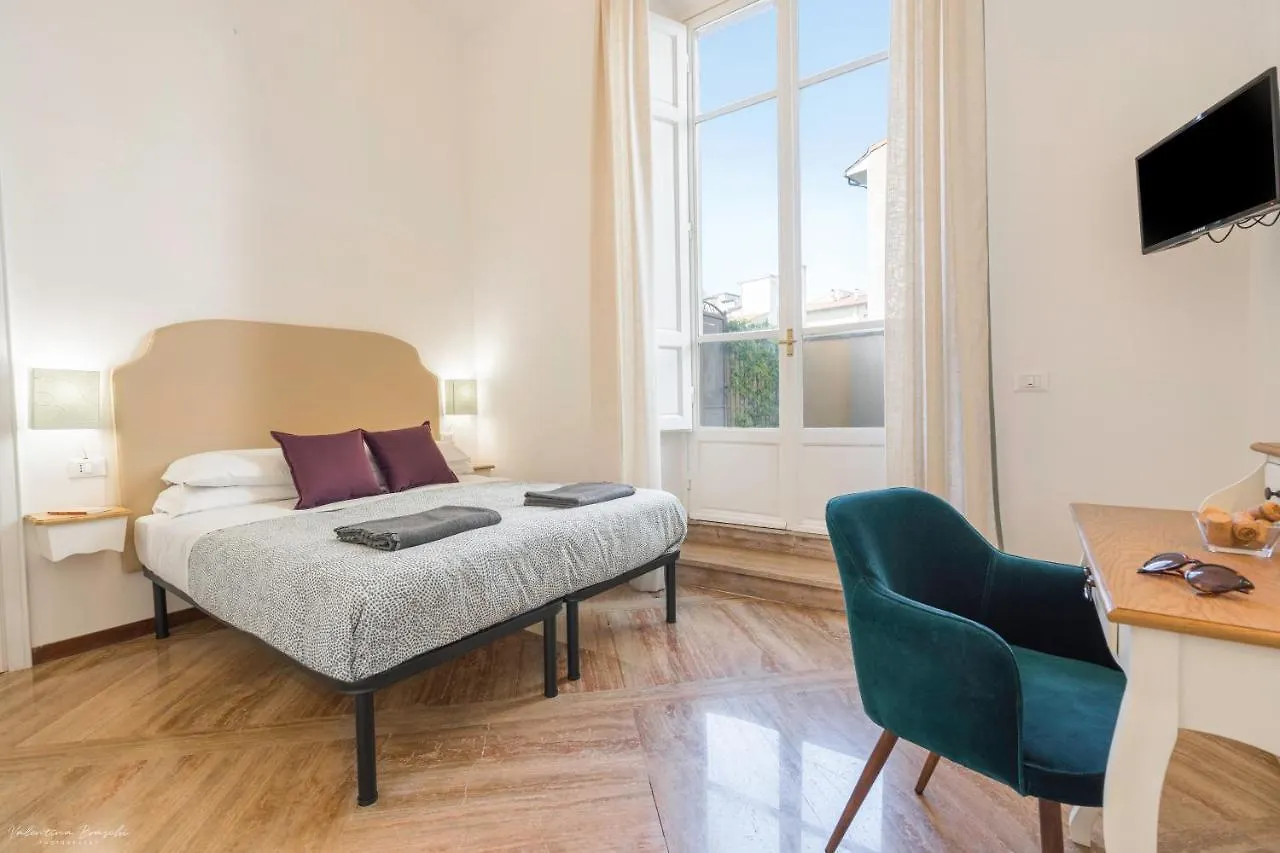 Vin Novo Rooms & Apartments Florence 0*,  Italy